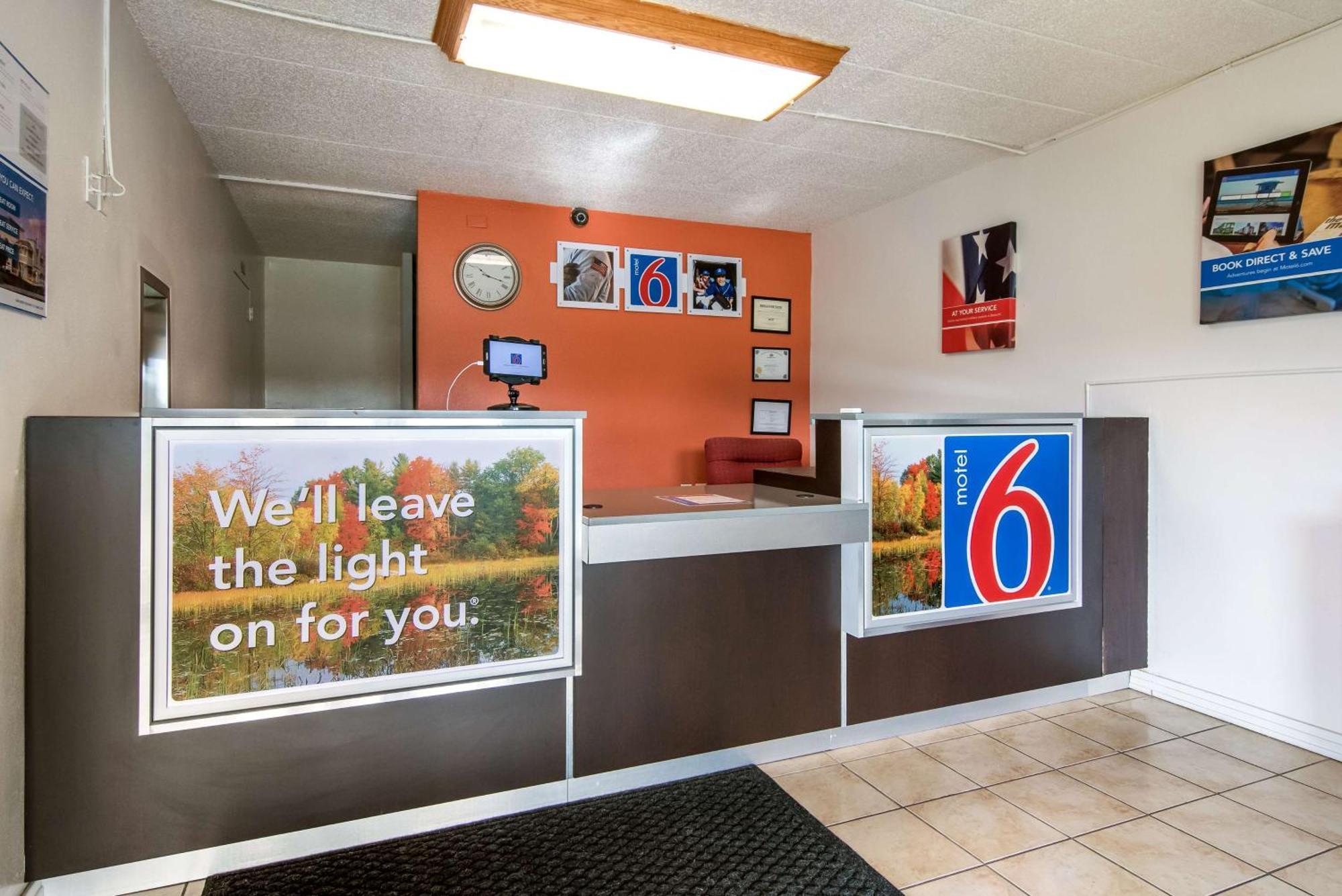 Motel 6-New Stanton, Pa Luaran gambar