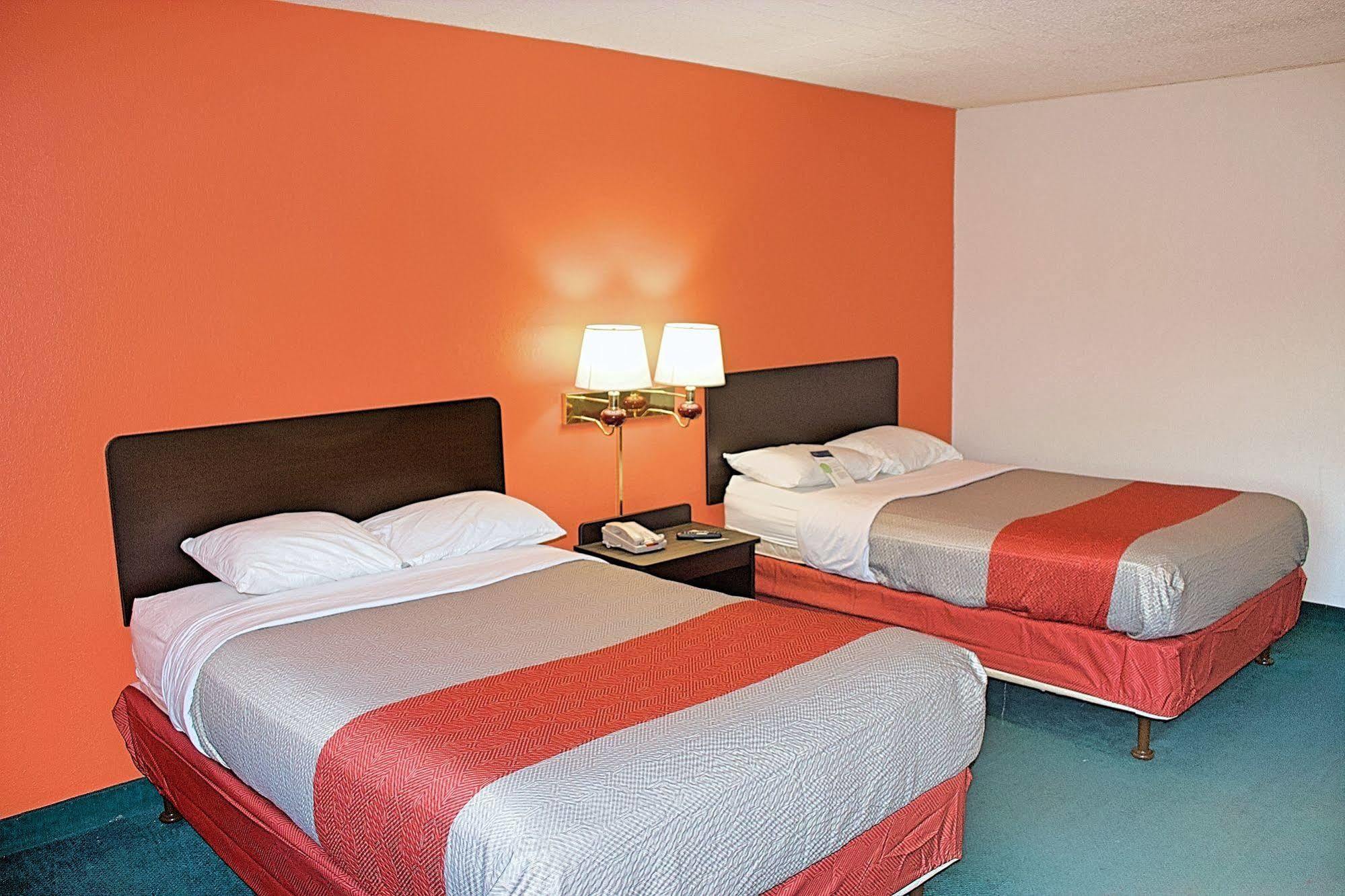 Motel 6-New Stanton, Pa Luaran gambar