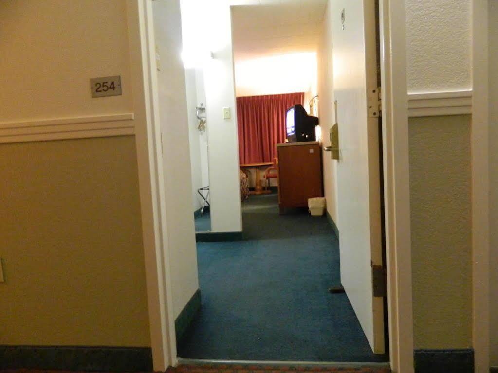 Motel 6-New Stanton, Pa Luaran gambar